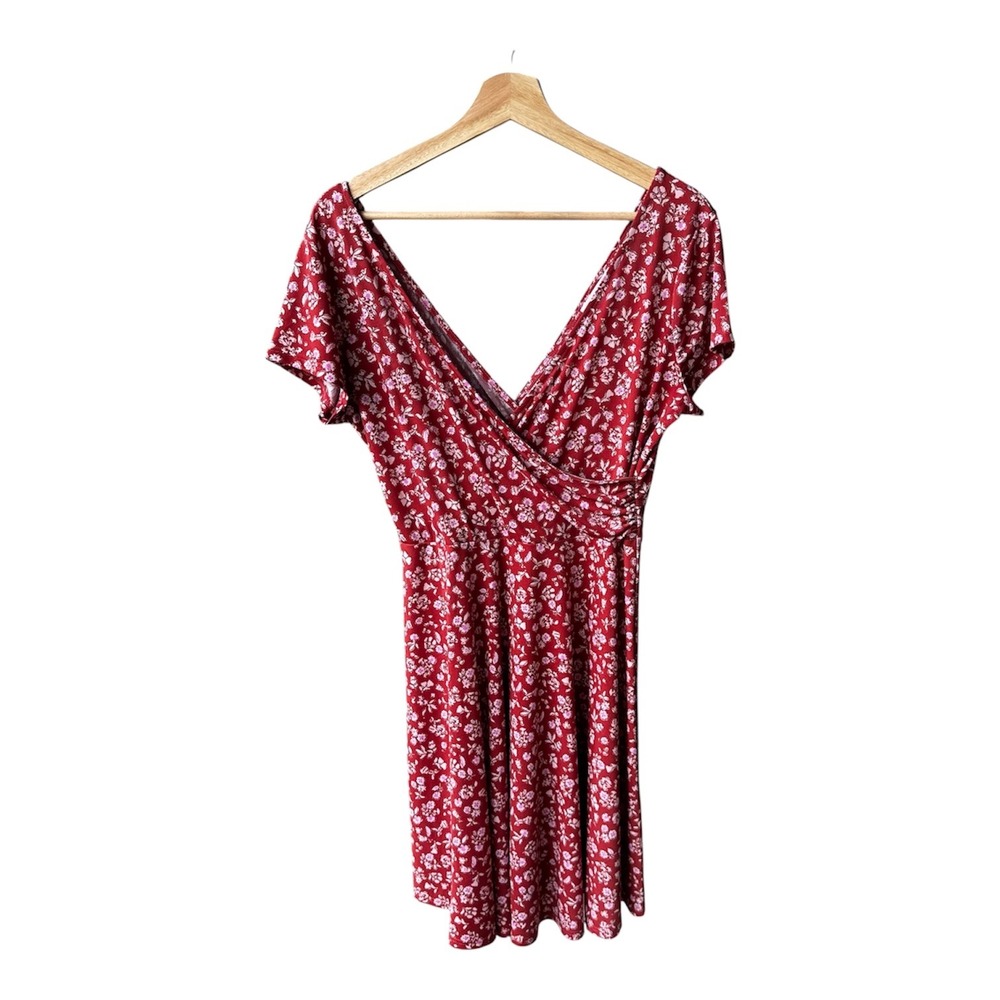 Kaileigh Dress Red Floral Faux Wrap Fit Flare Short Sleeve Romantic Petite Large